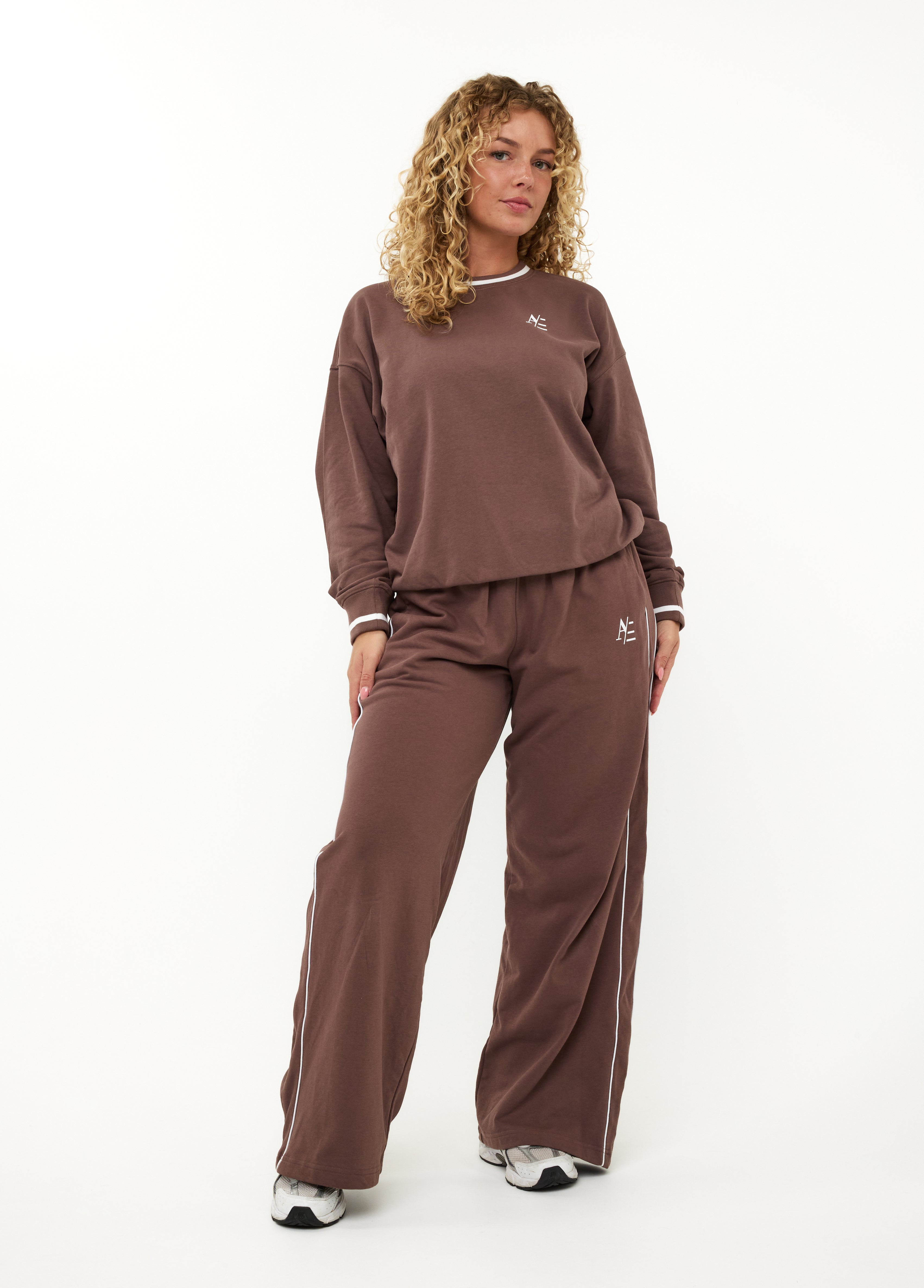 Ares Straight Leg Joggers Mocha Brown