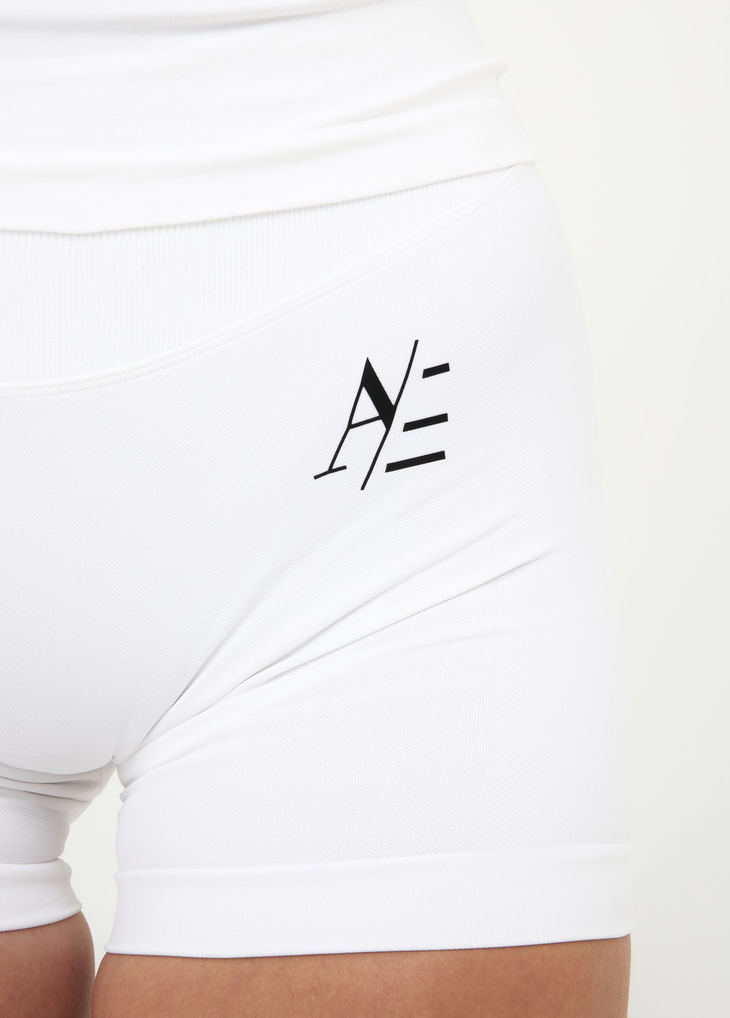 Sport Short Pearl White