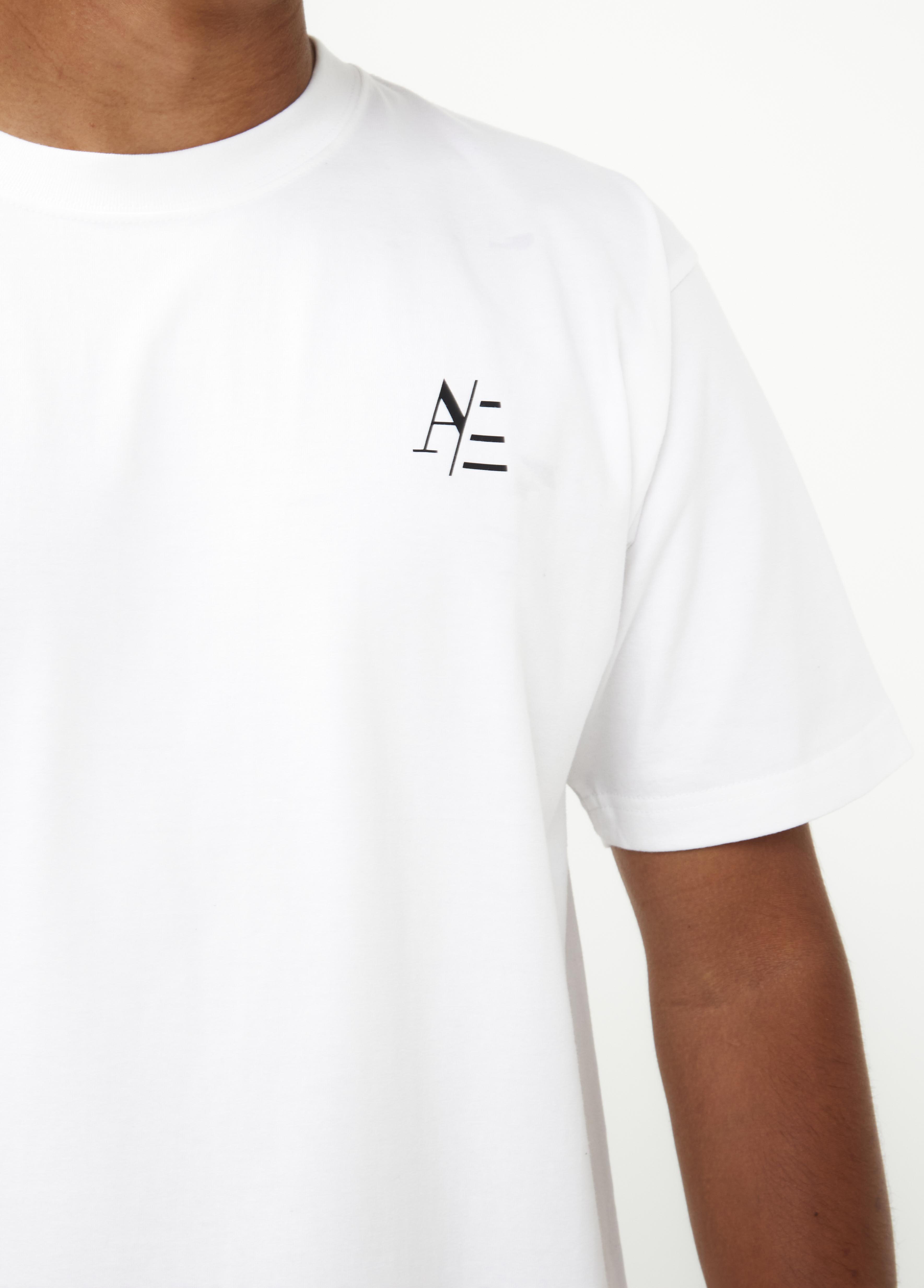 Pegasus Royalty White Design T-Shirt