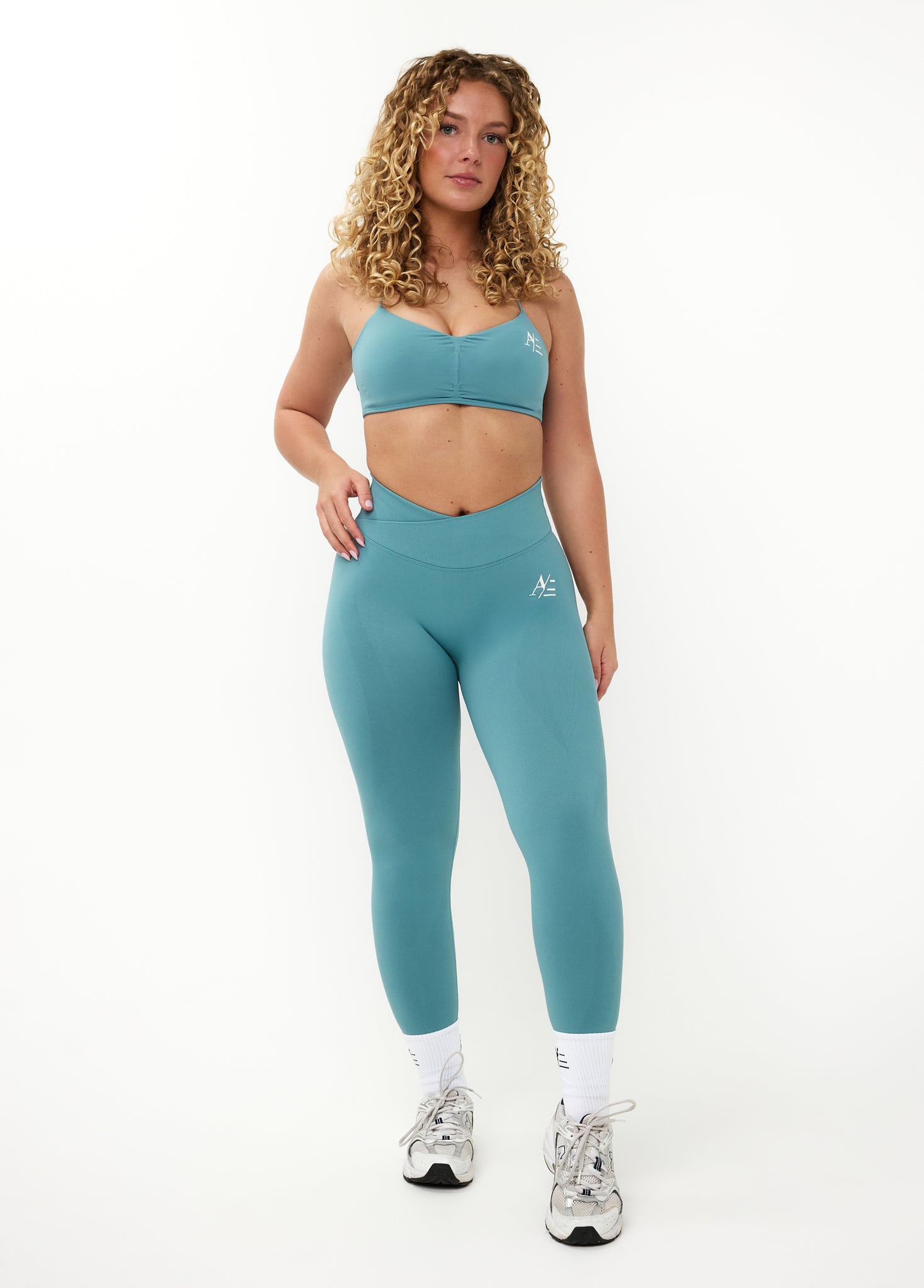 Sports Bra Mint Green (DROP 16 FEB 20:00)